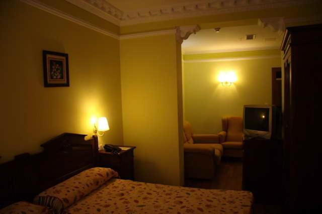 Hotel El Mano Huéscar Δωμάτιο φωτογραφία