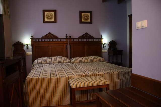 Hotel El Mano Huéscar Δωμάτιο φωτογραφία