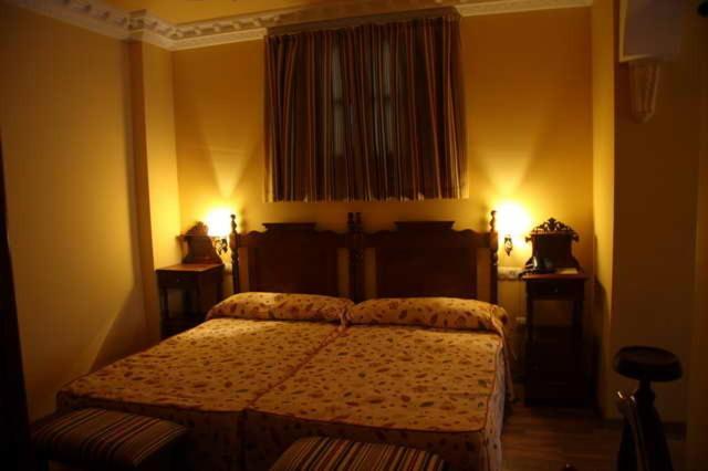 Hotel El Mano Huéscar Εξωτερικό φωτογραφία